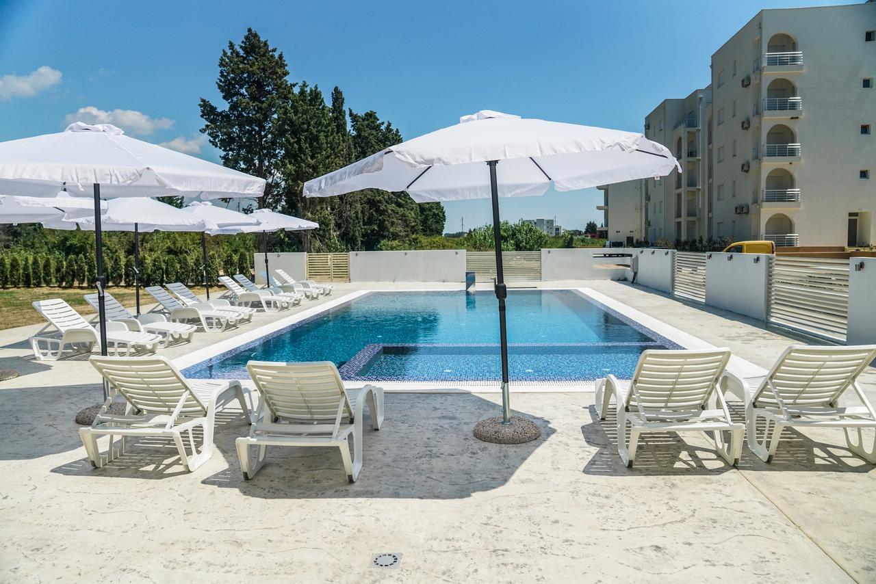 La Dolce Vita Residence Ulcinj Esterno foto